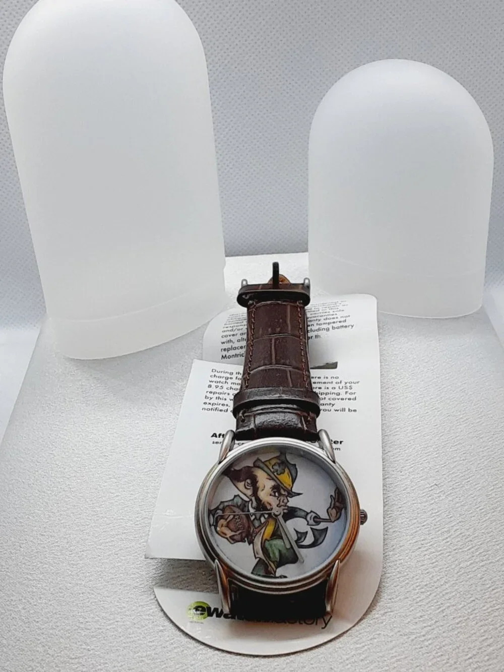 Go Irish!!  NEW Unisex Fighting Irish Leprechaun wrist watch